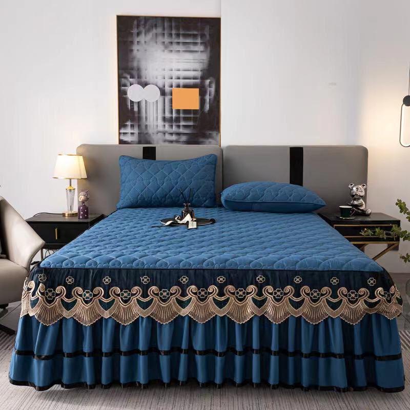 3PC Set of Royal Velvet Bedspread with Decorative Ruffled Skirt